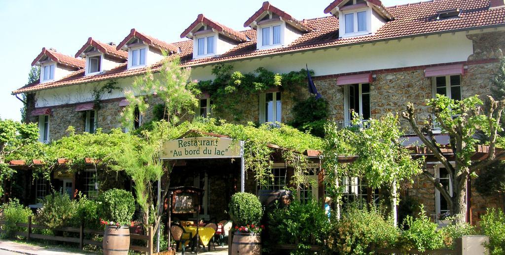 Au Bord Du Lac Saint-Remy-les-Chevreuse Exterior photo