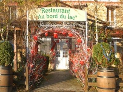 Au Bord Du Lac Saint-Remy-les-Chevreuse Exterior photo